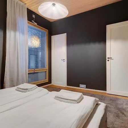 Arctic Modern In With Jacuzzi וילה