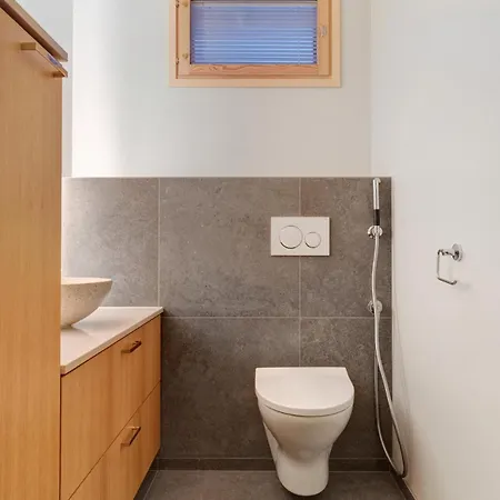 Arctic Modern In With Jacuzzi 빌라 로바니에미
