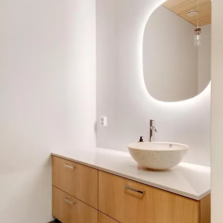 וילה Arctic Modern In With Jacuzzi