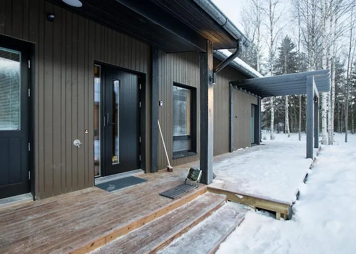 וילה Arctic Modern In With Jacuzzi רובניימי